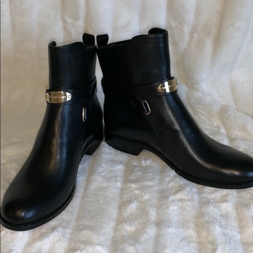 NWOB new Michael Kors Arley ankle boots size 7.5